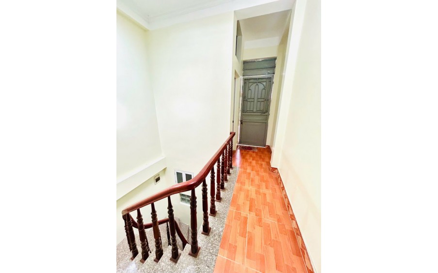Bán nhà Nam Dư - Lĩnh Nam - Hoàng Mai, DT 33m x 4 tầng, Ô tô vào nhà, ngõ thoáng